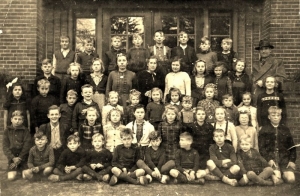 F553 Chr. school Het Hoge circa 1946